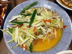 -二孃鸡爪爪(东风路总店)