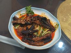 -湖南人家湘菜馆(镇江路店)