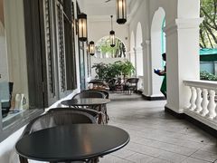 景观位-星巴克臻选(广州沙面店)