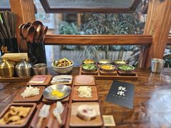 -银米·云南传统过桥米线(双廊黑金冠店)