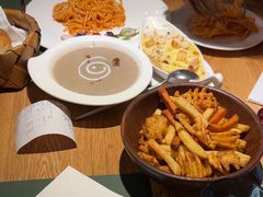 -刀叉遇上筷子中西融合餐厅(南开店)