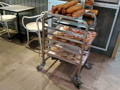-巴黎贝甜(大宁国际商业广场店)