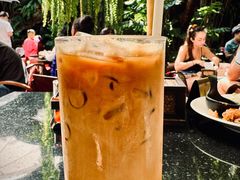 -Chom Cafe and Restaurant