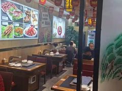大堂-刘记大块烤羊腿餐吧(北沙滩店)