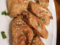 -Chom Cafe and Restaurant