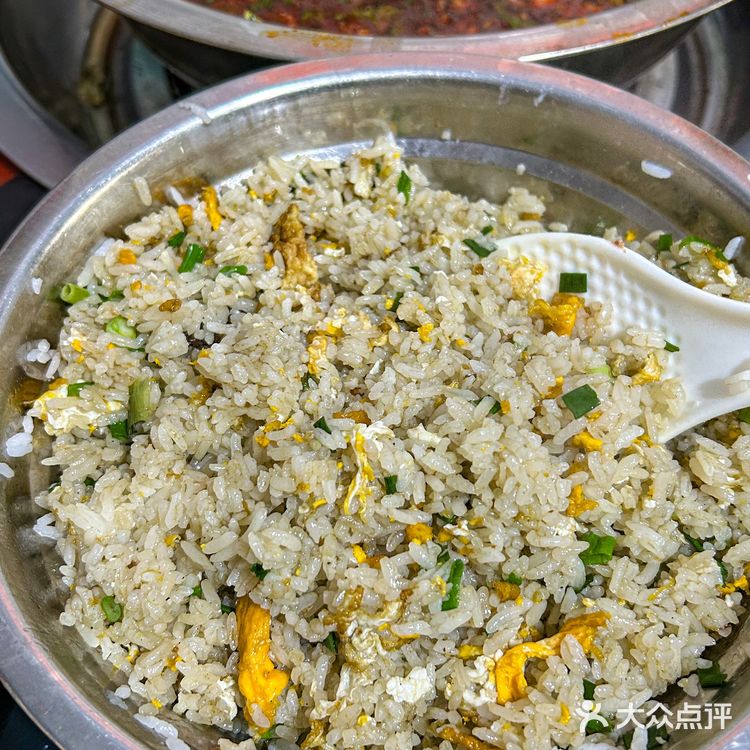 这个渣渣牛肉火锅真的是下饭神器！