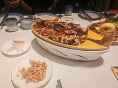 -八府香鸭·啫啫煲(华山路店)