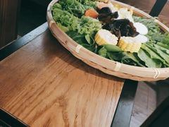 -尚尚仙·酸汤猪手·猪肚鸡火锅(华联万柳购物中心店)