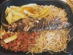 -川渝窈妹纸包鱼·齐齐哈尔烤肉