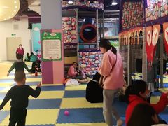 -天空之城欢乐嘉年华苏州店(环球188广场店)