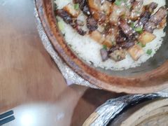 鱼香腊味煲仔饭-红星光发煲仔饭(大石街店)
