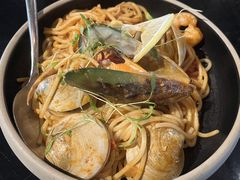 -BOURBON 玻本美式餐厅酒吧(虹桥新天地店)