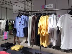 -URBAN REVIVO(荟聚中心店)