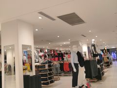 -优衣库(南京建邺万达广场店)