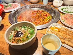 -城墙拐拐火锅(三峡广场黑金冠店)