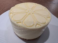 -潮一不贰·法式甜品·生日蛋糕·西式简餐(外滩店)