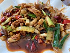 火爆脆肠-周记翘脚牛肉