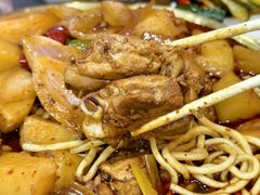 -牛一嘴·兰州牛肉面·大盘鸡(财富中心店)