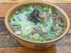 -正宗李家土鸡米线店