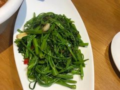 虾酱炒空心菜-渔太泰漓江小馆·广西融合菜(西街店)