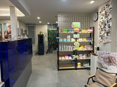 -伟伟宠物医院·CT影像中心·瑞派犬猫综合性门诊(汉口总院)