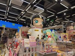 -泡泡玛特POPMART(侨福芳草地店)