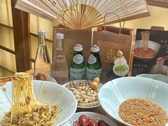 -蟹家大院 · 独揽江景(滨江店)