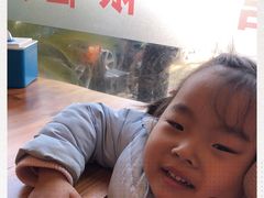 -侬佳蒸菜馆(听潮店)