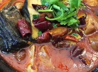 原来叫阿三鸡汤馆的时候就去喝过鸡汤，记得鸡汤浓味道很