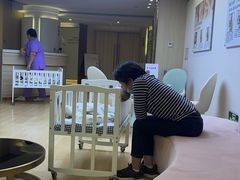 -雪梅月子中心(华侨城店)