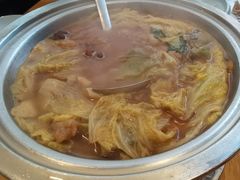 小酥肉炖白菜-山东宾馆·齐鲁苑餐厅
