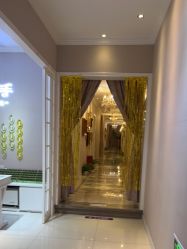 -蕾蕾美颜美容美体