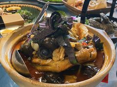 螺蛳鸭脚煲-阿谋美食·广西菜