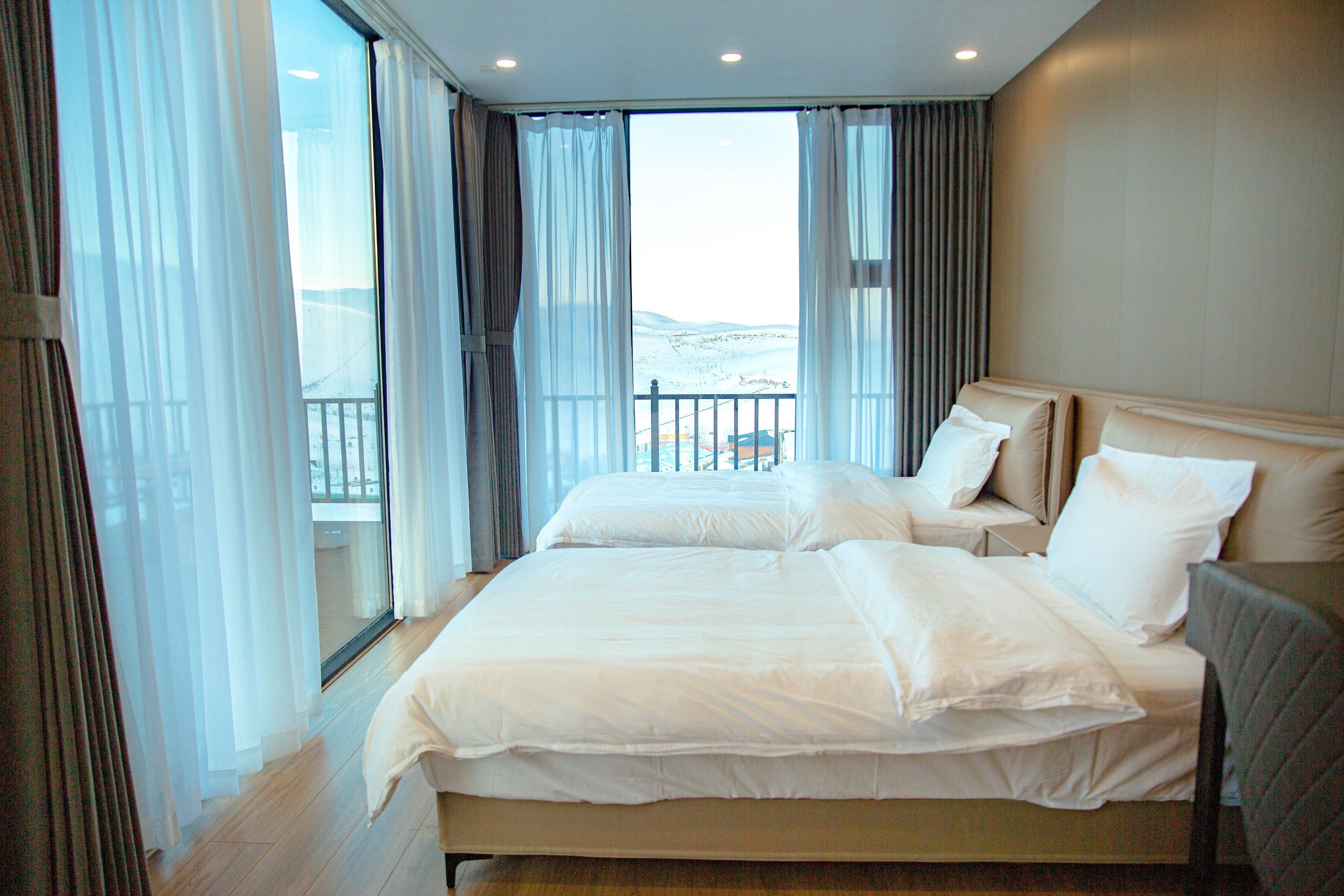 新源县宝藏民宿|滑雪场内的民宿