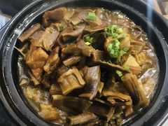 -临街徽菜馆·正宗黄山味