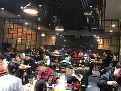 大堂-范贤光鸡公煲(平乐园总店)