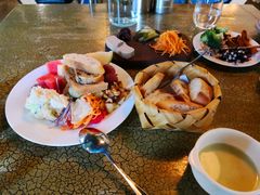 -羽深肉铺 Steak & Wine