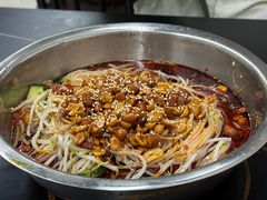 -周良天山牛杂城(天山路总店)