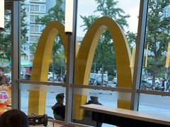 -麦当劳(北苑秋实路店)