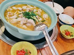-重庆鸡公煲·青锅花椒鱼(牡丹江路店)