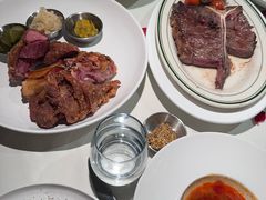 -MONICH牛排融合餐厅(和义大道购物中心店)