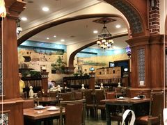 大堂-清真·玛丽亚新疆菜主题餐厅(浙江中路店)