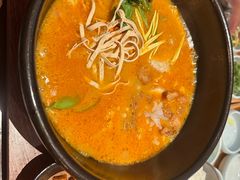 -银米·云南传统过桥米线(双廊黑金冠店)