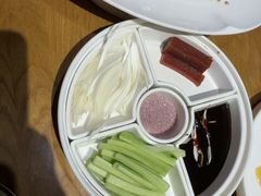 -伊喜饺子·烤鸭(五道口学院路店)