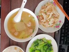 -爱的果实月嫂育婴师(世纪东方店)