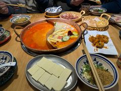 -洱火云南酸菜牛肉火锅(石景山当代商城店)