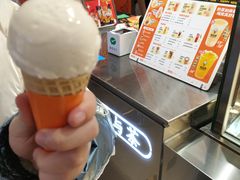-极拉图·现制冰淇淋(大卫城店)