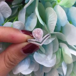 -威德钻石-克拉钻大本营(南京东路店)