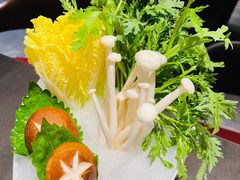 -余欢领鲜火锅(新街口店)