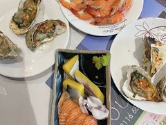 -四海一家自助餐(益田假日广场店)